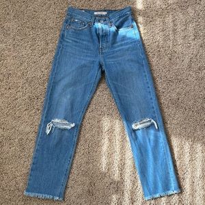 Levi’s Wedgie Straight Jean